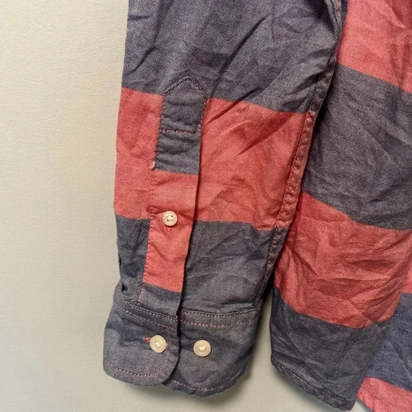 NWT Tommy Hilfiger striped button down shirt - Picture 8 of 9